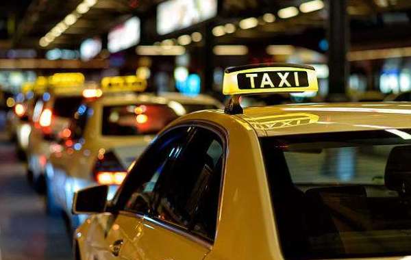 Exploring Taxi Services from Heathrow Airport to Key Destinations