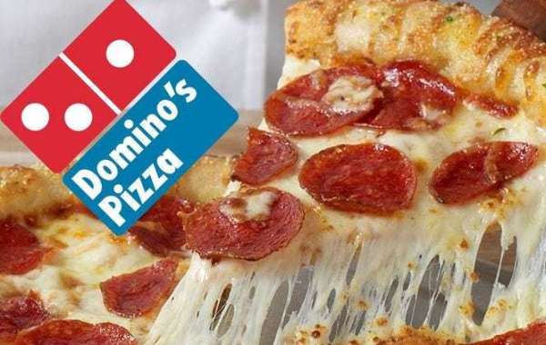 Exploring the Irresistible Pizza Flavours at Domino’s Pakistan