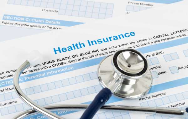 How to Choose Health Insurance for the Elderly: Tips and Considerations